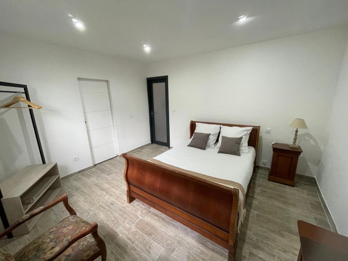 Apartment U Secondu Neuf Spacieux Au Calme Aleria (Corsica)